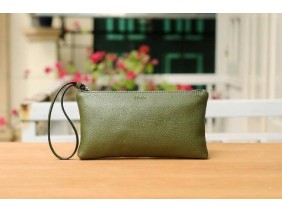 MABEL Clutch - Clutch cầm tay khóa kéo nữ bằng da thật màu Xanh Oliu - FQ19-61