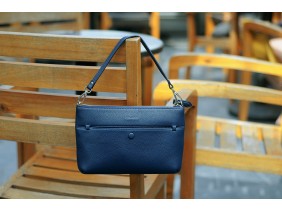  Crossbody bag - In Natural Milled Leather - Blue Navy-GV75-71