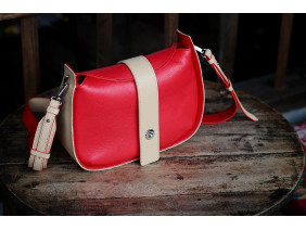 SASSY Crossbody - In Natural Milled Leather - Beige vs Red - GO82-3026